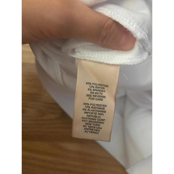 Christmas Crewneck Top Size Small - Picture 7 of 7